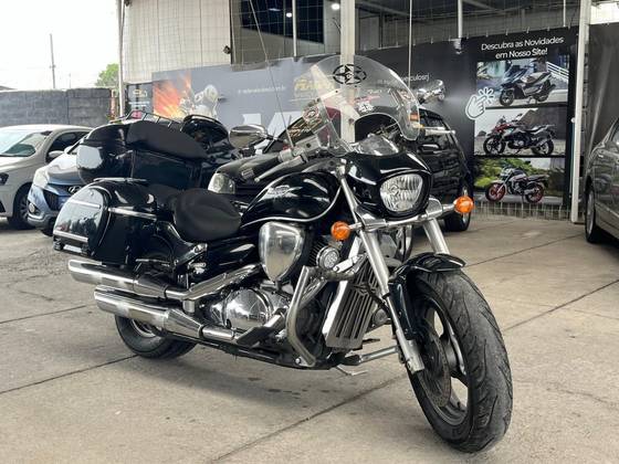 SUZUKI BOULEVARD M800 