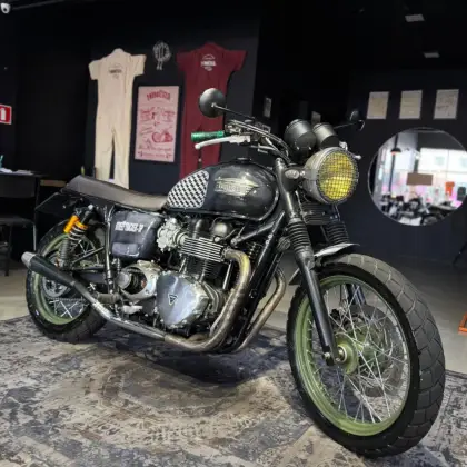 TRIUMPH BONNEVILLE T 100 865 