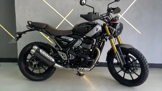 TRIUMPH SCRAMBLER 400 X 