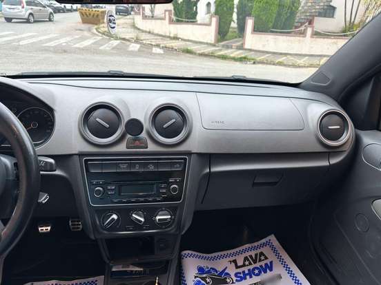 VOLKSWAGEN-SAVEIRO-2014