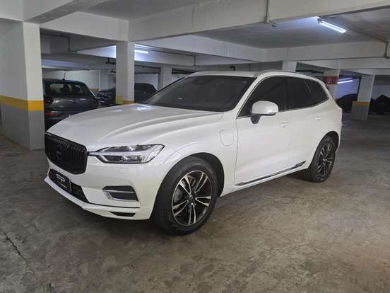 VOLVO-XC60-2.0 T8 HYBRID MOMENTUM AWD GEARTRONIC VOLVO-XC60-2020