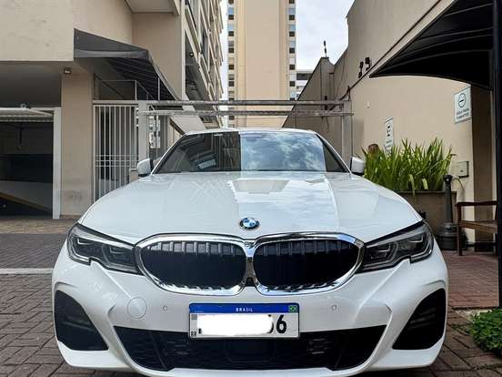 BMW-330i-2.0 16V TURBO GASOLINA M SPORT AUTOMÁTICO BMW-330i-2019