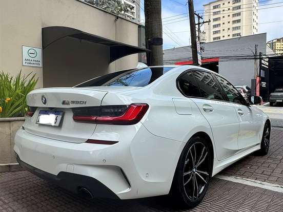 BMW-330i-2.0 16V TURBO GASOLINA M SPORT AUTOMÁTICO BMW-330i-2019
