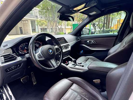 BMW-330i-2.0 16V TURBO GASOLINA M SPORT AUTOMÁTICO BMW-330i-2019