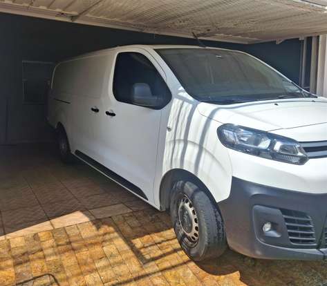CITROËN-JUMPY-2021
