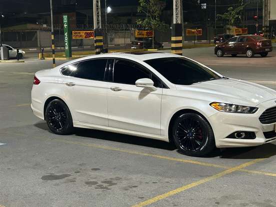 FORD-FUSION-2013