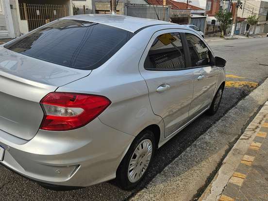 FORD-KA-1.5 TI-VCT FLEX SE SEDAN AUTOMÁTICO FORD-KA-2019