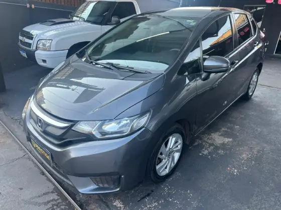 HONDA FIT 1.5 LX 16V FLEX 4P AUTOMÁTICO