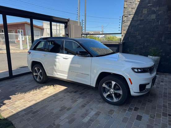 JEEP-GRAND CHEROKEE-2.0 TURBO HÍBRIDO 4XE AT8 JEEP-GRAND CHEROKEE-2024