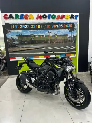 KAWASAKI Z900 KAWASAKI Z900