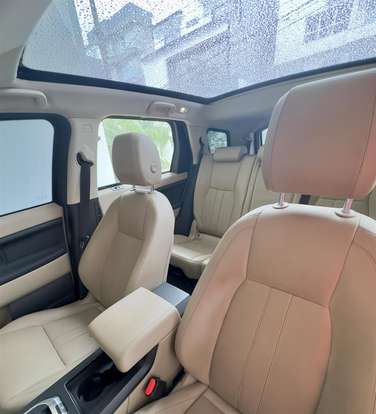 LAND ROVER-DISCOVERY SPORT-2018