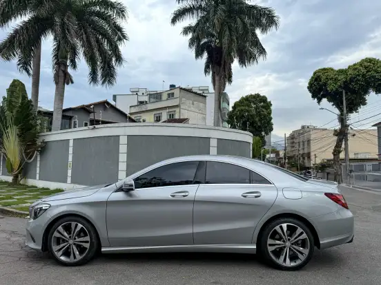 MERCEDES-BENZ-CLA 200-2016