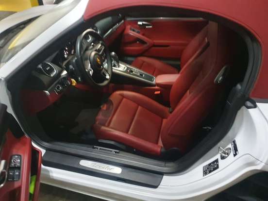 PORSCHE-718-2021