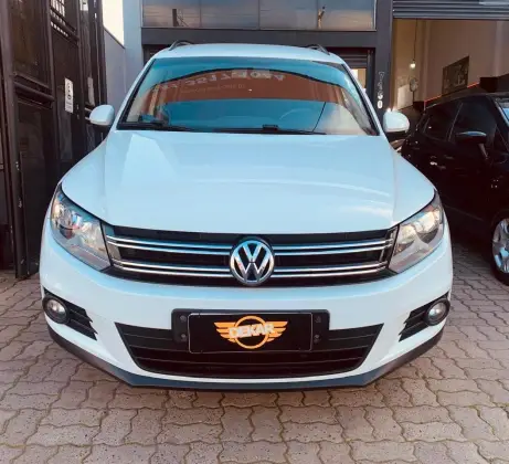 VOLKSWAGEN TIGUAN 1.4 TSI 16V TURBO GASOLINA 4P DSG VOLKSWAGEN TIGUAN 1.4 TSI 16V TURBO GASOLINA 4P DSG