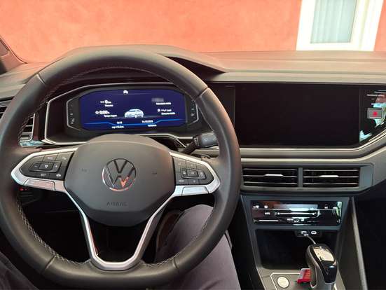 VOLKSWAGEN-VIRTUS-2024