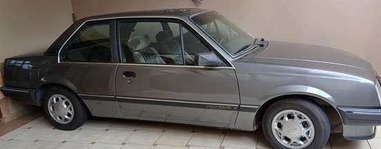 CHEVROLET-MONZA-1986