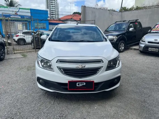 CHEVROLET ONIX 1.0 MPFI LT 8V FLEX 4P MANUAL CHEVROLET ONIX 1.0 MPFI LT 8V FLEX 4P MANUAL