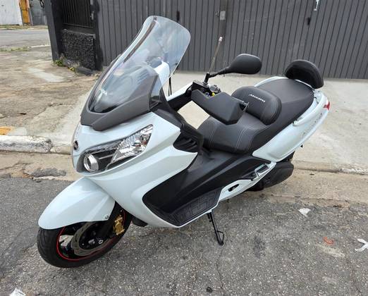 DAFRA MAXSYM 400i 