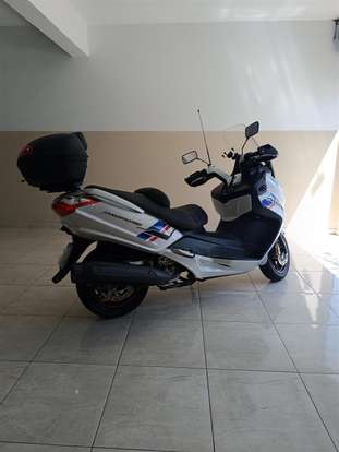 DAFRA-MAXSYM 400i-2021
