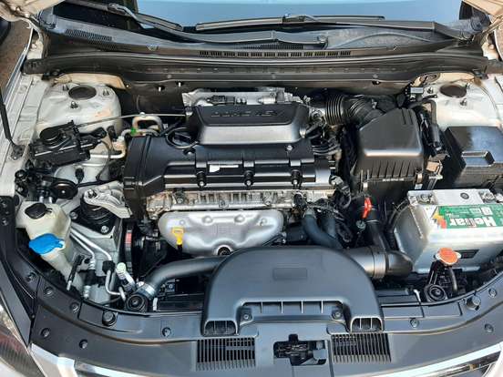 HYUNDAI-I30 CW-2.0 MPFI 16V GASOLINA 4P AUTOMÁTICO HYUNDAI-I30 CW-2010