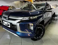 MITSUBISHI L200 TRITON 2.4 16V TURBO DIESEL SPORT HPE CD 4P 4X4 AUTOMÁTICO MITSUBISHI L200 TRITON 2.4 16V TURBO DIESEL SPORT HPE CD 4P 4X4 AUTOMÁTICO