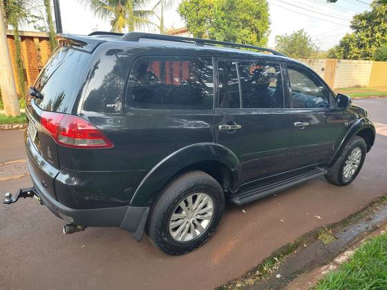 MITSUBISHI PAJERO 3.2 HPE 4X4 7 LUGARES 16V TURBO INTERCOOLER DIESEL 4P AUTOMÁTICO
