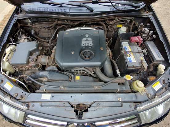 MITSUBISHI-PAJERO-3.2 HPE 4X4 7 LUGARES 16V TURBO INTERCOOLER DIESEL 4P AUTOMÁTICO MITSUBISHI-PAJERO-2015