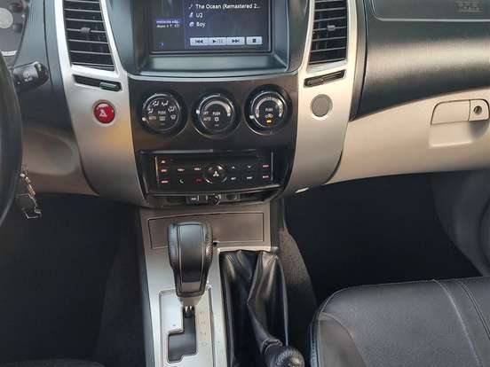 MITSUBISHI-PAJERO-3.2 HPE 4X4 7 LUGARES 16V TURBO INTERCOOLER DIESEL 4P AUTOMÁTICO MITSUBISHI-PAJERO-2015