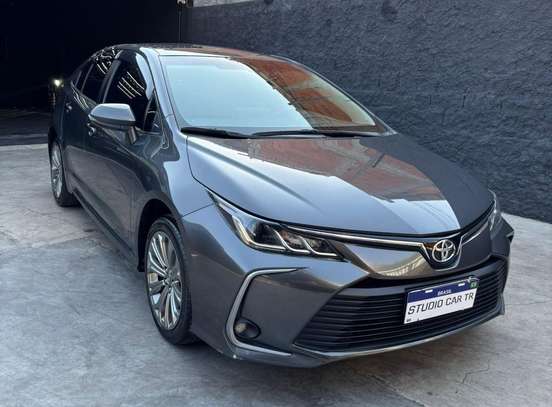 TOYOTA-COROLLA-2021