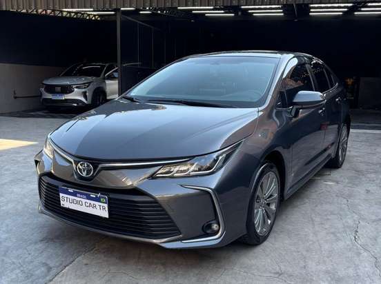 TOYOTA-COROLLA-2021