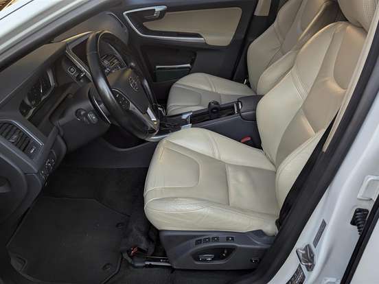 VOLVO-XC60-2.0 T5 DYNAMIC FWD TURBO GASOLINA 4P AUTOMÁTICO VOLVO-XC60-2014