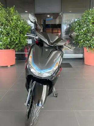 YAMAHA-FLUO 125 HYBRID CONNECTED ABS-2026