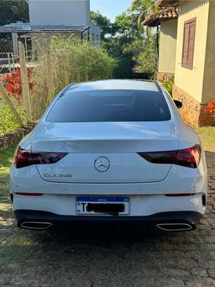 MERCEDES-BENZ-CLA 200-2024