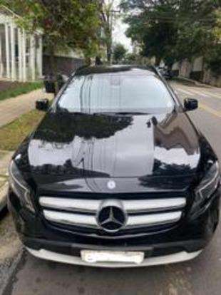 MERCEDES-BENZ-GLA 200-2016