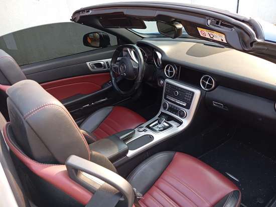 MERCEDES-BENZ-SLC 300-2017