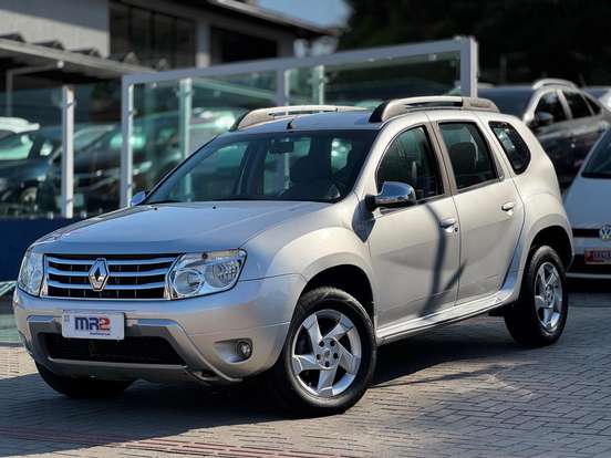 RENAULT-DUSTER-2014