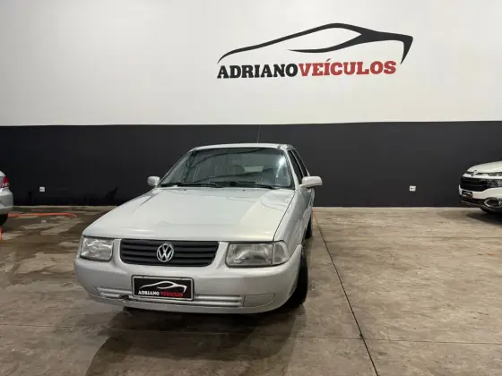 VOLKSWAGEN SANTANA 1.8 MI 8V GASOLINA 4P MANUAL