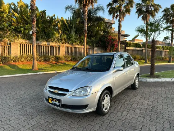 CHEVROLET CLASSIC 1.0 MPFI LS 8V FLEX 4P MANUAL CHEVROLET CLASSIC 1.0 MPFI LS 8V FLEX 4P MANUAL