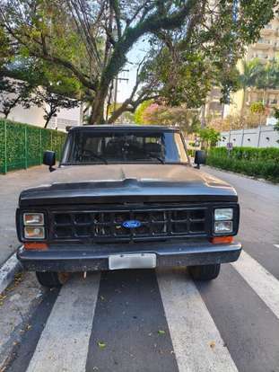 FORD-F-1000-1988