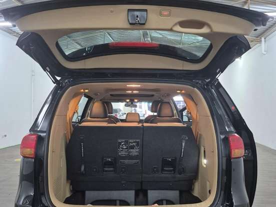 KIA-CARNIVAL-3.3 EX V6 24V GASOLINA 4P AUTOMATICO KIA-CARNIVAL-2017