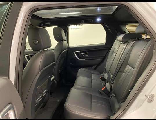 LAND ROVER-DISCOVERY SPORT-2018