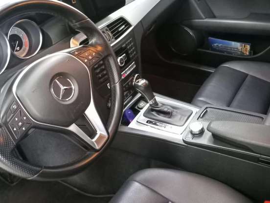 MERCEDES-BENZ-C 200-1.8 CGI AVANTGARDE 16V GASOLINA 4P AUTOMÁTICO MERCEDES-BENZ-C 200-2013
