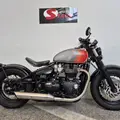 TRIUMPH BONNEVILLE BOBBER 1200 TRIUMPH BONNEVILLE BOBBER 1200