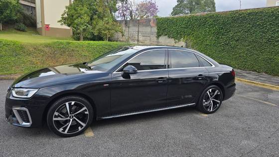 AUDI A4 2.0 TFSI GASOLINA PRESTIGE PLUS S TRONIC