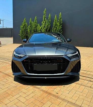 AUDI RS6 4.0 AVANT V8 TWINTURBO MHEV TIPTRONIC