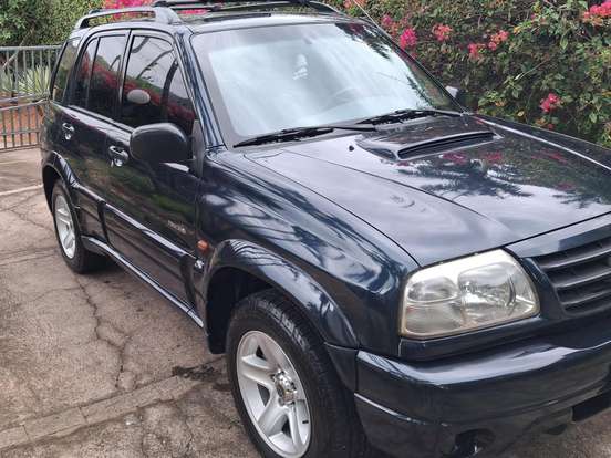 CHEVROLET-TRACKER-2001