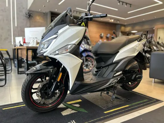 DAFRA CRUISYM 150 