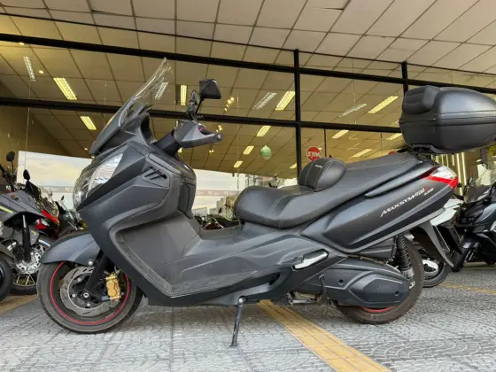 DAFRA MAXSYM 400i 