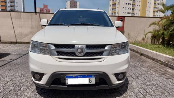 FIAT FREEMONT 2.4 PRECISION 16V GASOLINA 4P AUTOMÁTICO