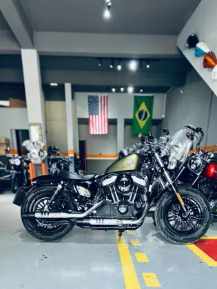 HARLEY-DAVIDSON SPORTSTER XL 1200 X 